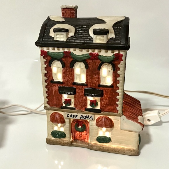 Caldor Vintage Hand Painted Ceramic Lighted House - Cafe Roma - Picture 3 of 12